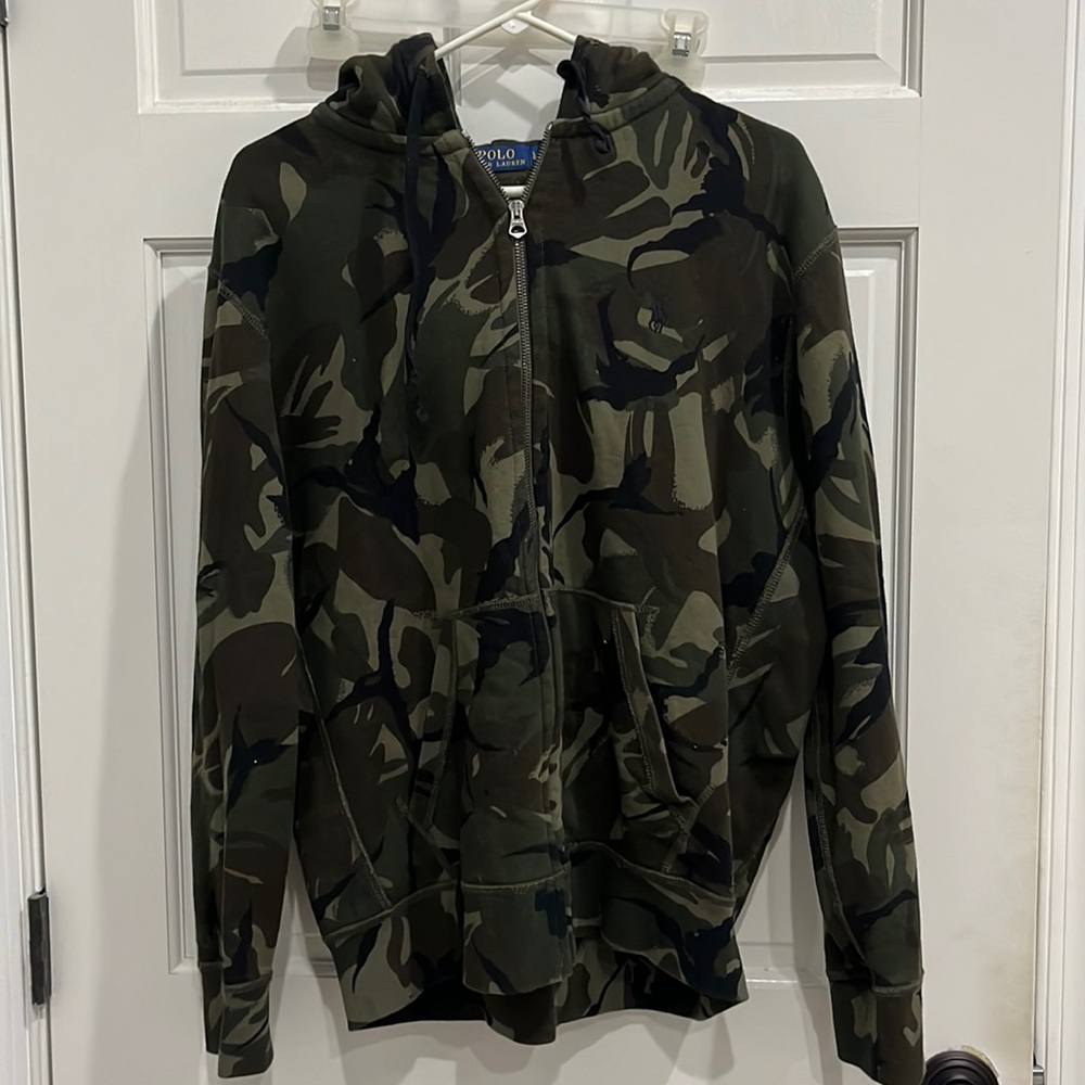 Men’s size large polo sweatshirt